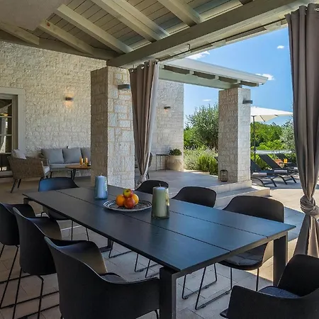Pietra Holiday home Porec