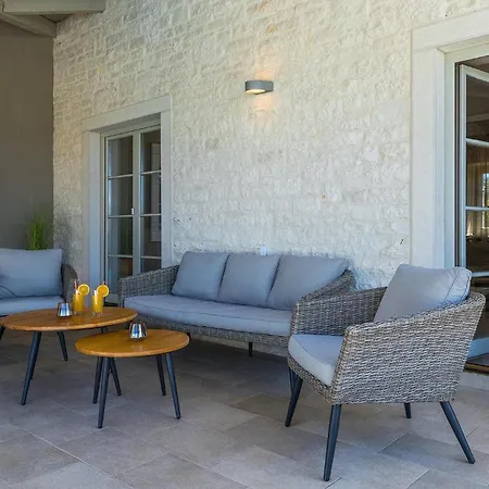 Pietra Holiday home *