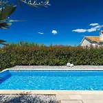 Pietra Poreč