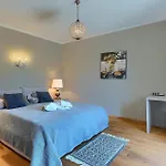 Pietra *